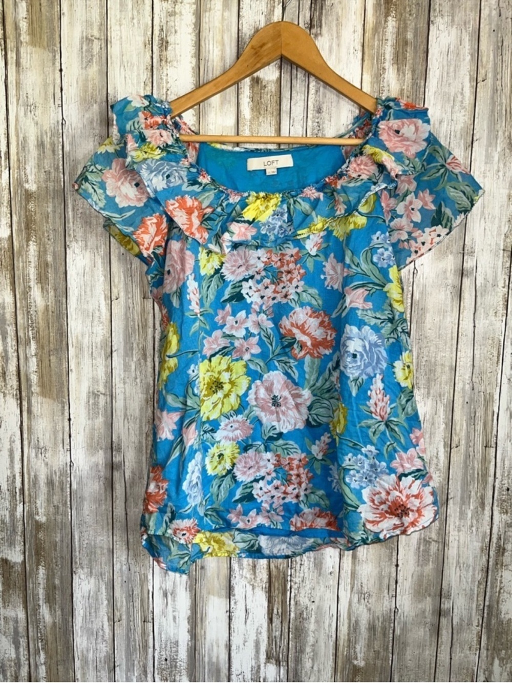 LOFT Floral Ruffle Neck Blouse Size L Blue Garden Print Boho Cottagecore Top - Picture 2 of 5